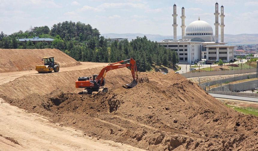 Karabağ Parkı ve 2. Millet Bahçesi ile Bütünleşen Dev Yaşam Alanı