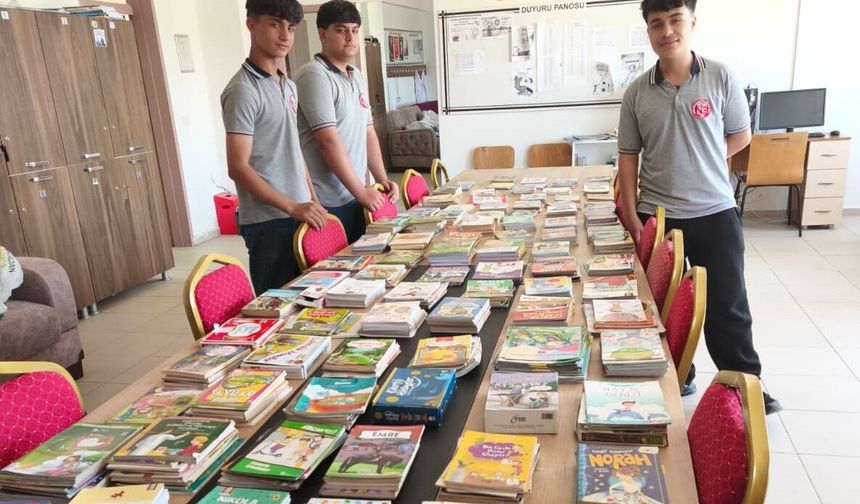 Kitaplar Raflardan Çıktı, Yeni Okurlarla Buluştu