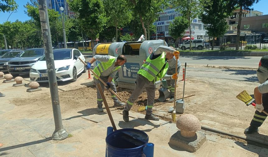 Mahalleler ve Ana Arterler Baştan Sona Temizleniyor
