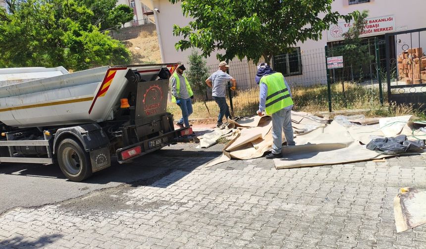MAHALLELERDE TEMİZLİK ÇALIŞMALARI SÜRÜYOR
