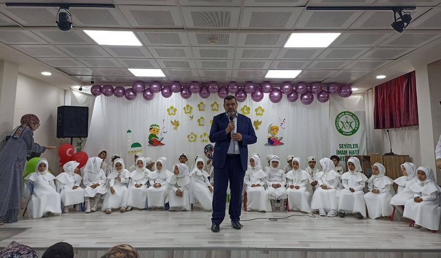 Minik Yüreklerden Büyük Performans
