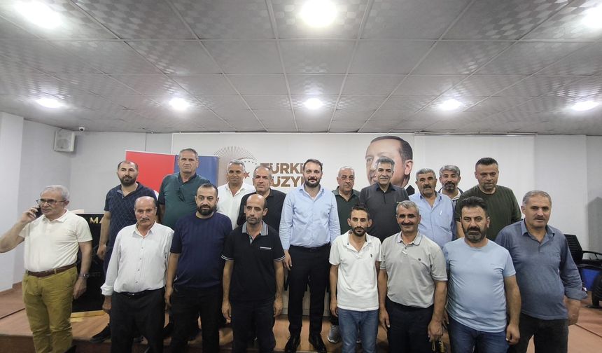 Ak Parti Batman'da sahaya iniyor