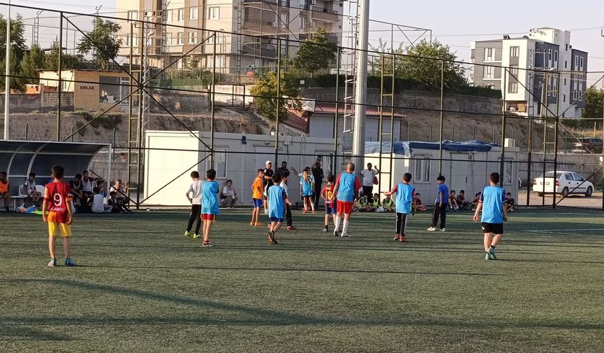 Batman’da 3 bin 739 öğrenci sporla buluştu