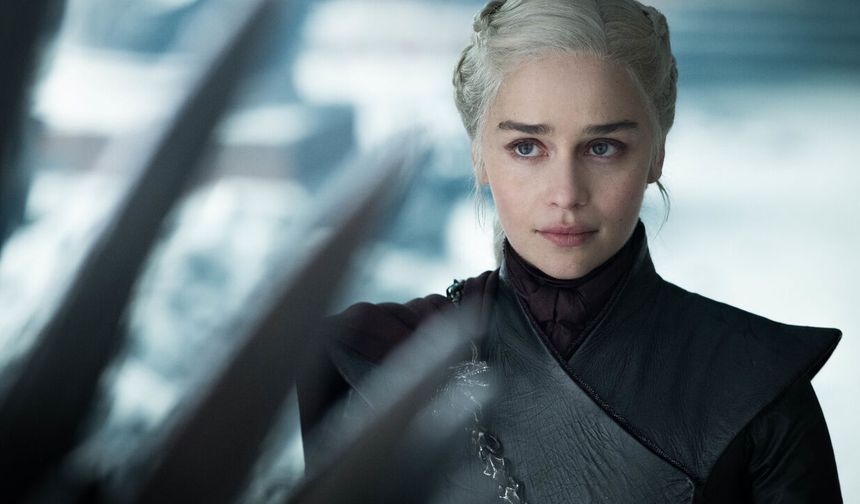 Çılgın Kral Aerys II Targaryen Kimdir? Daenerys Babasını Neden Hiç Görmedi? Onu Kim Öldürdü?