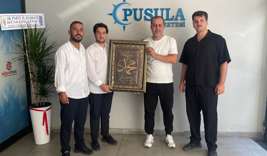 Gençlik Kolları'ndan Pusula Gazetesi'ne Basın Bayramı Ziyareti