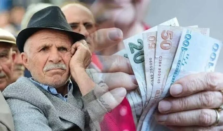 Emekli maaş farkları yattı mı, ne zaman yatacak? EMEKLİ MAAŞ ÖDEME TAKVİMİ 2026