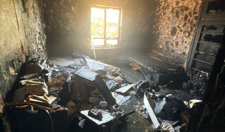 İtfaiye Mahsur Kalan Vatandaşı Son Anda Kurtardı