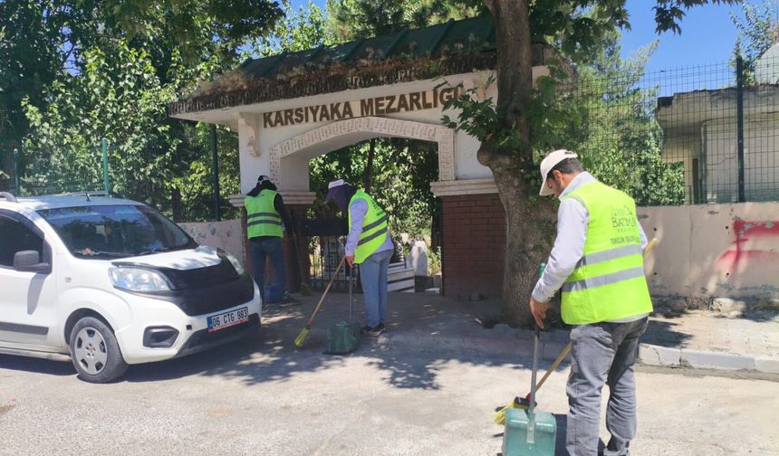 Kent Genelinde Aralıksız Temizlik Çalışması