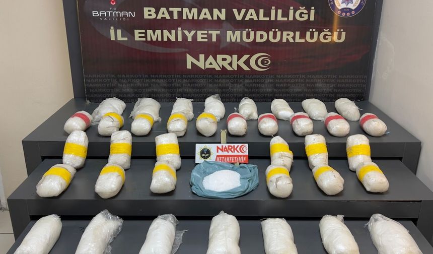 MAİLO'nun Burnundan Kaçamadı: 19 Kilo Metamfetamin Ele Geçirildi