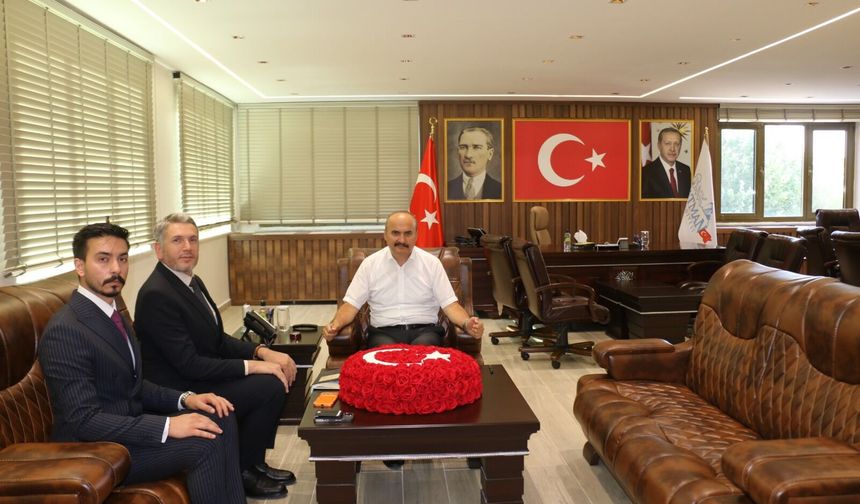 Vali Canalp'ten TPIC'e Dev Kampüs Desteği