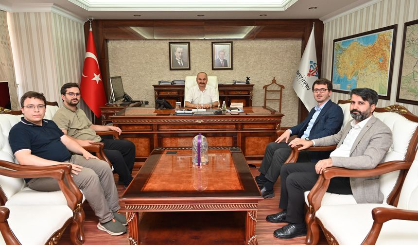 Yedi Hilal Derneği Genel Başkanından Valiye Ziyaret