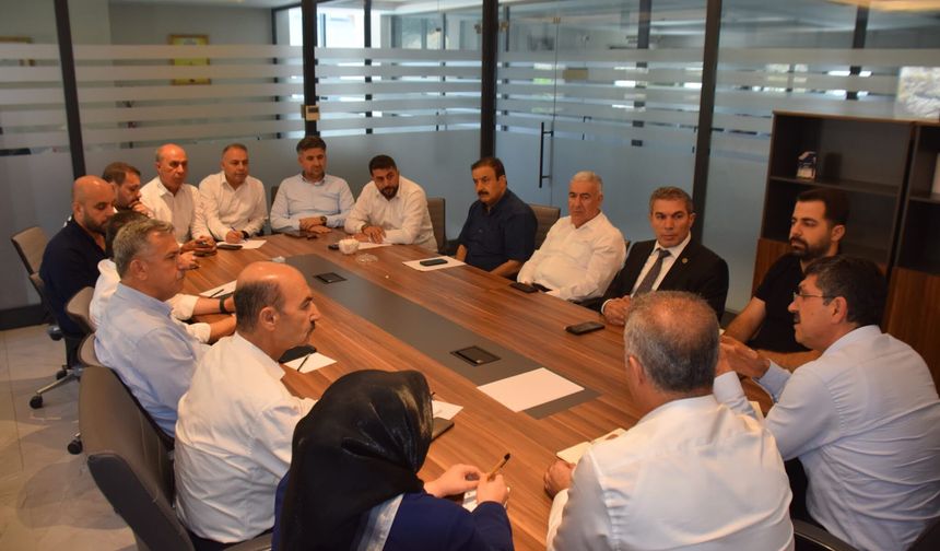 Batman’da AK Parti’nin Yol Haritası Masaya Yatırıldı