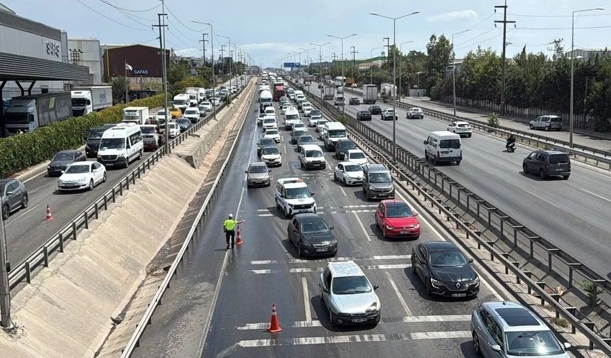 Son Dakika Bugün TEM Otoyolu Neden Kapalı, Ne Zaman Açılacak, Alternatif Güzergahlar? (23 Ağustos 2026 Pazar)