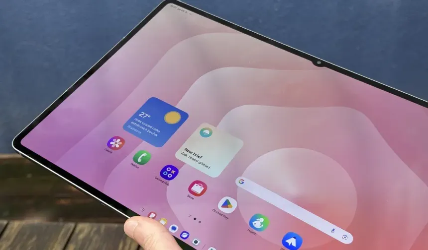 Samsung Galaxy Tab S12 Ultra İçin Kritik Gelişme! iPad Pro Rakibi Geliyor