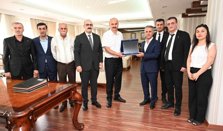 Ahilik Haftası Kutlama Komitesinden Vali Canalp’e Ziyaret