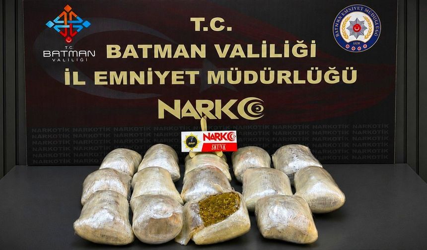 Batman’da 7 Kilo 400 Gram Skunk Ele Geçirildi, 2 Şüpheli Tutuklandı