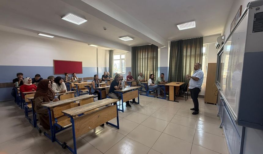 Batman’da Öğretmenler bağımlılıkla mücadelede ön safta