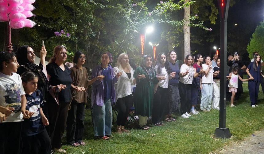 Batman’da Parklar Müzikle Şenlendi