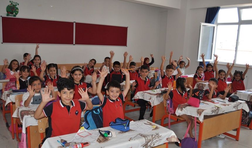 Batman’da Yeni Eğitim Yılı Başladı: 171 Bin Öğrenci Ders Başı Yaptı