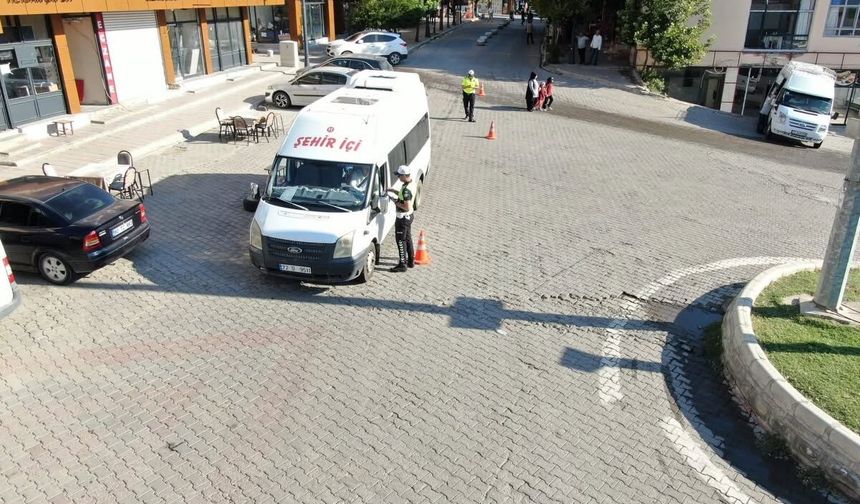 Kozluk’ta Trafikte Drone Destekli Denetim