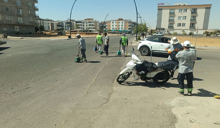 Mahallelerden ana arterlere kadar temizlik çalışması