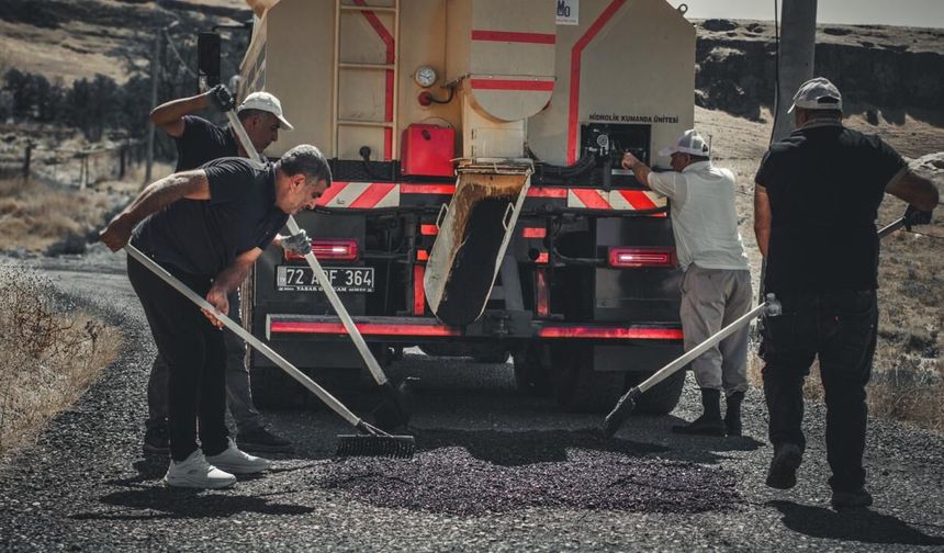 Yeşilöz ve Demirlipınar Köyleri Arasındaki Yol Yenilendi