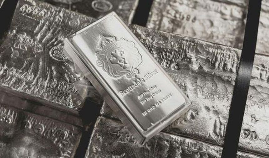 13 EKİM GRAM GÜMÜŞ NE KADAR? GÜMÜŞ BUGÜN DÜŞTÜ MÜ YÜKSELDİ Mİ? DEĞERLİ METALDE YENİ ROTA NE OLACAK?