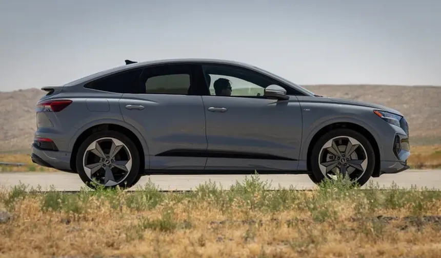 TAMAMEN ELEKTRİKLİ AUDI Q4 E-TRON, TÜRKİYE'DE 4.300.000 TL BAŞLANGIÇ FİYATI, 576 KM MAKSİMUM MENZİLİYLE TANITILDI