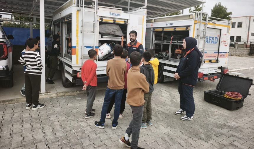 Batman’da Koruma Altındaki Çocuklara AFAD’da Afet Eğitimi