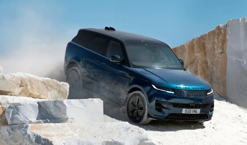 YENİ RANGE ROVER SPORT ELECTRIC V8 GÜCÜ, 600 KM MENZİL VE ROKET HIZLANMAYLA SAHNEYE ÇIKTI!