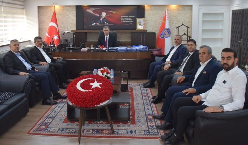 Ak Parti heyetinden Batman İl Emniyet Müdürü Yusuf Fatih Atay’a Ziyaret