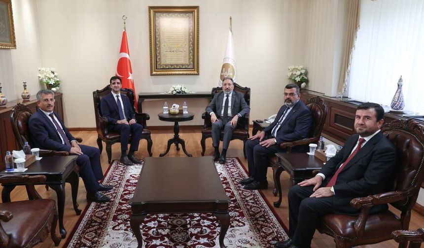 Batman’dan Diyanet İşleri Başkanı Safi Arpaguş’a Ziyaret