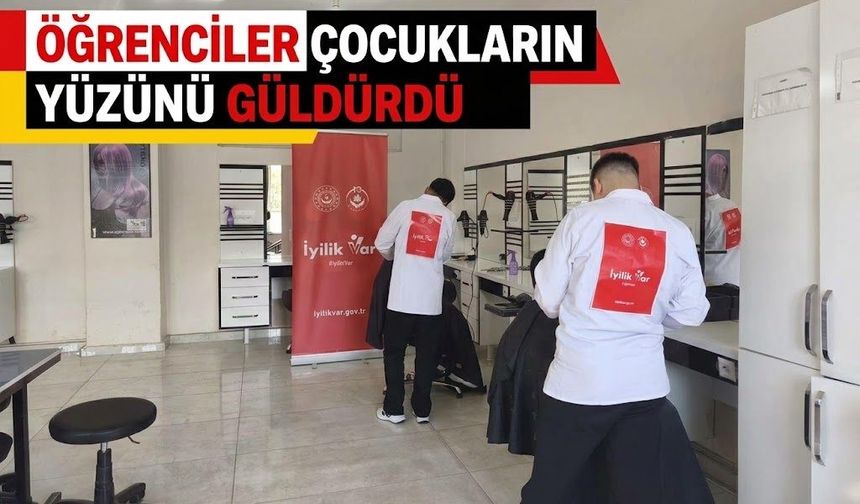 Öğrenciler Çocukların Yüzünü Güldürdü