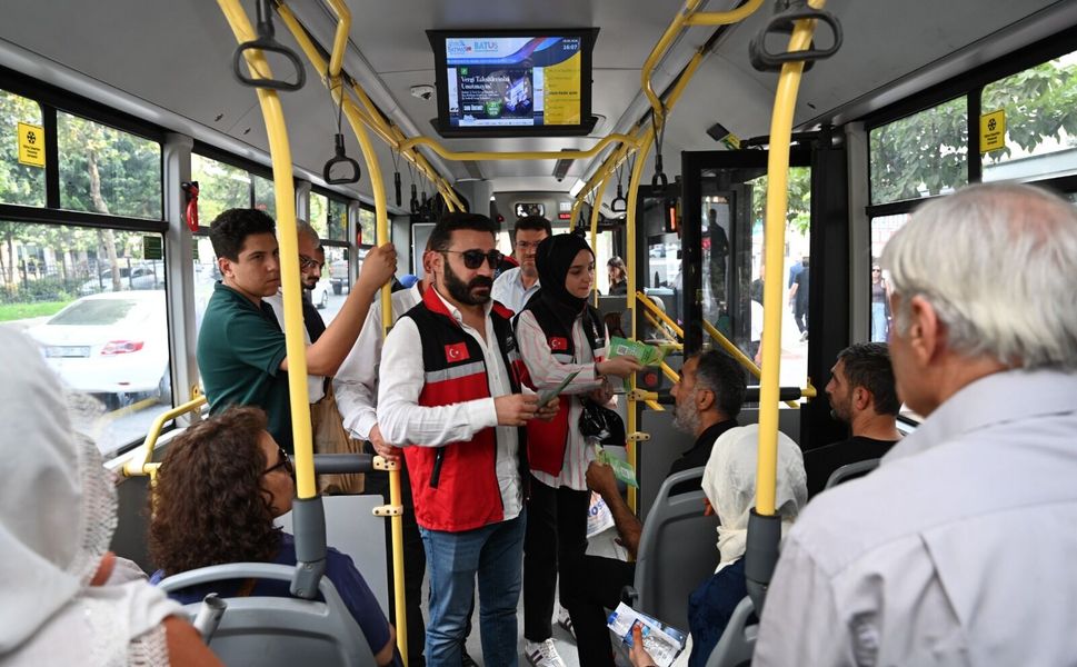 Bağımlılıkla Mücadelede Ekipler Vatandaşla Buluştu
