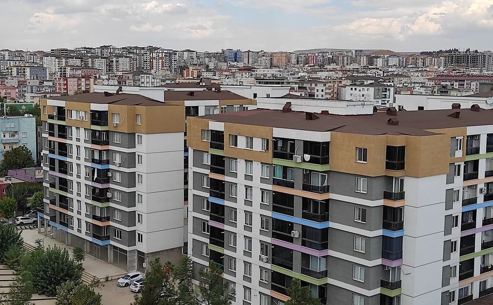 Batman’da emlak piyasası durdu: Ev var, alıcı yok!