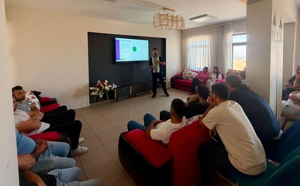 Batman’da Personel Madde Bağımlılığına Karşı Bilgilendirildi