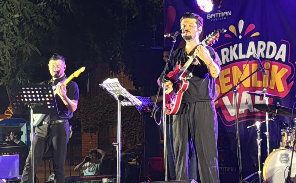 Belde Mahallesi’nde Rock Rüzgârı Esti