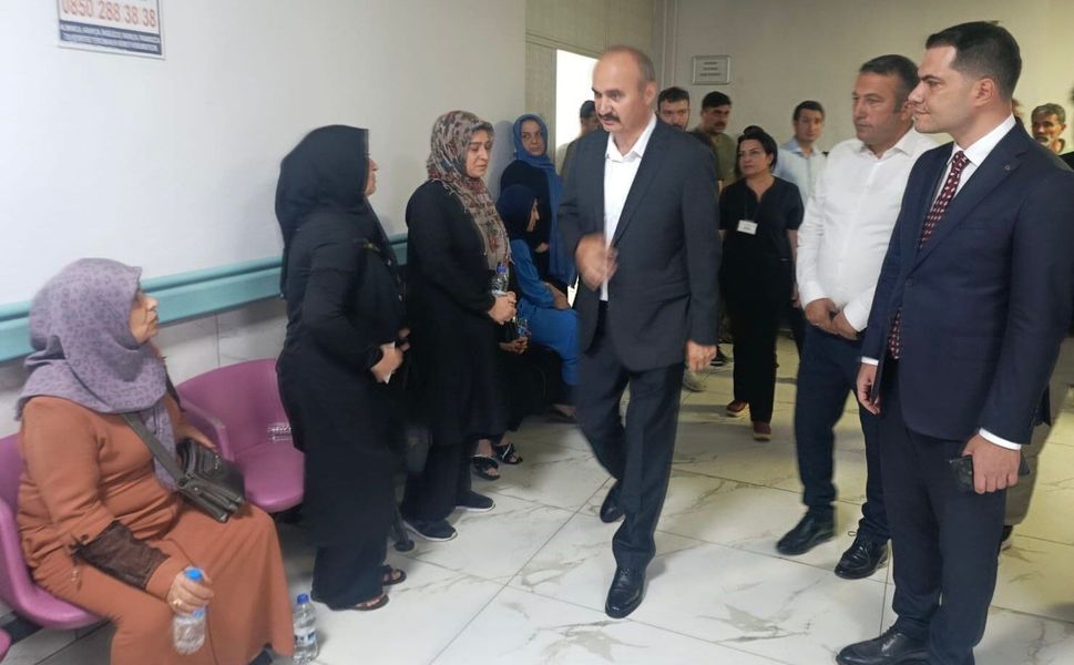 Vali Canalp’den Yangında Hayatını Kaybedenlerin Ailelerine Ziyaret
