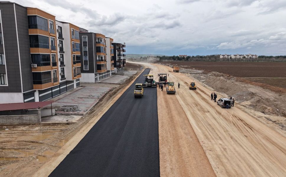 Batman’da 607 bin ton asfaltla 496 kilometre yol yenilendi
