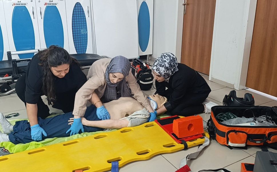 Batman’da Acil Sağlık Personeline Güncelleme Eğitimi