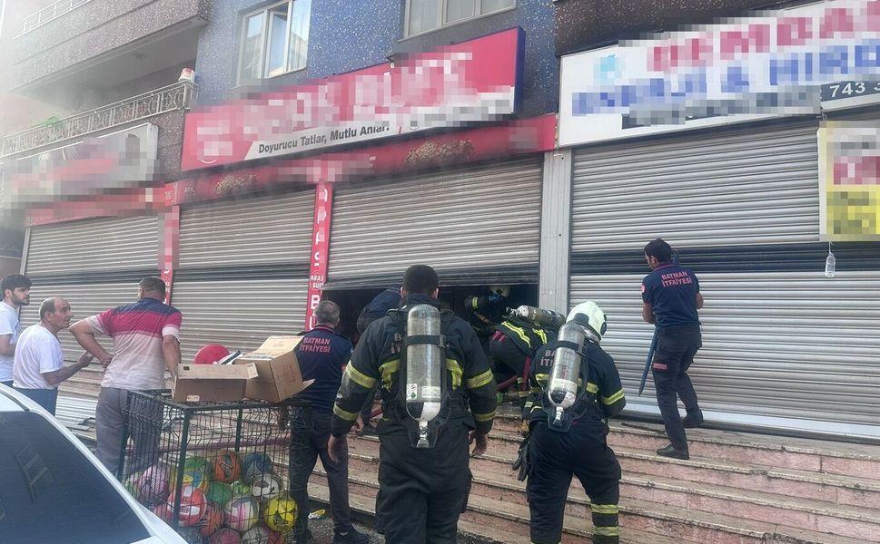 Batman’da Büfede Sabaha Karşı Yangın