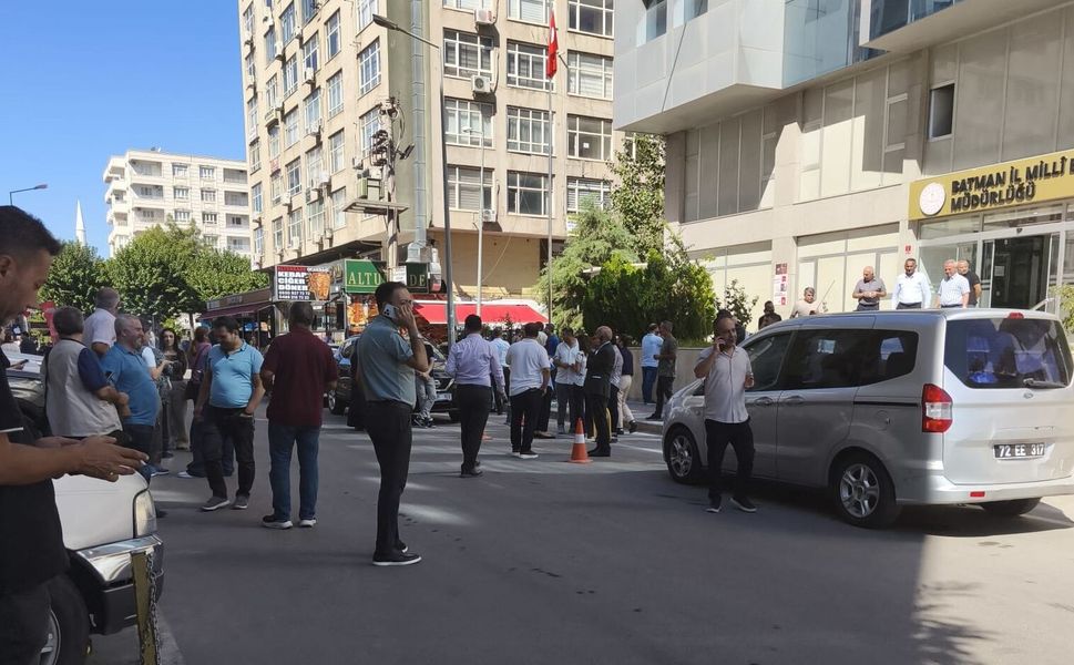 Batman’da Deprem Paniği! 5,8 Büyüklüğündeki Sarsıntı Hissedildi