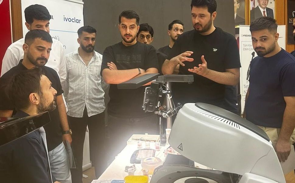 Batman’da Diş Hekimlerine Güncel Uygulamalı Eğitim