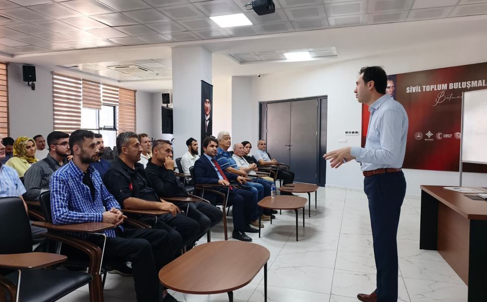 Batman’da Tarihin Kapıları Osmanlıca ile Açılıyor