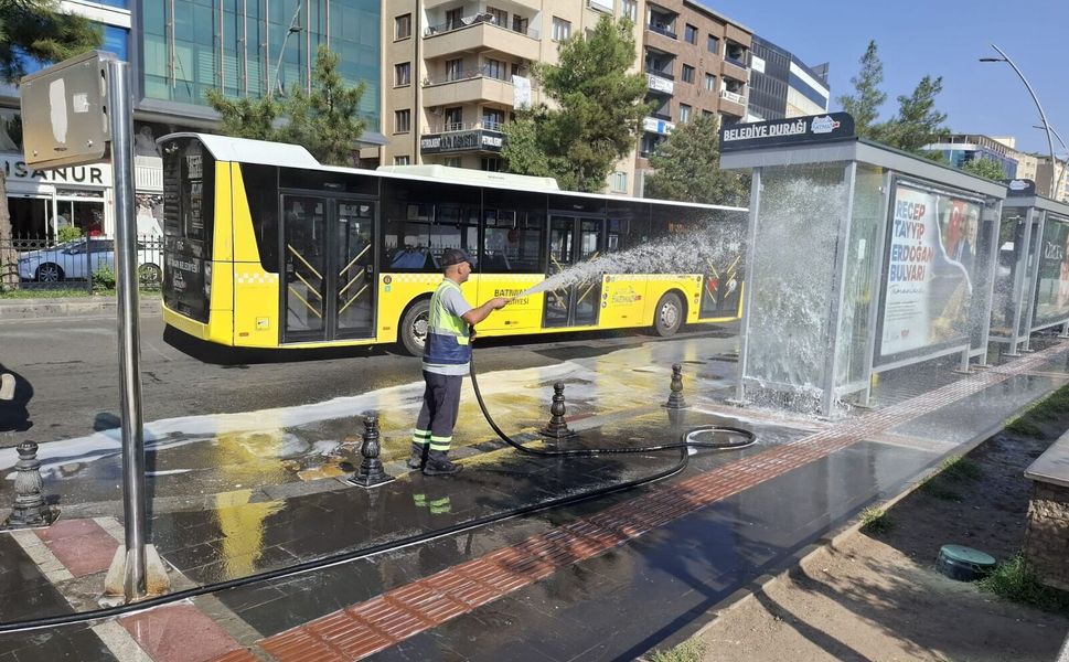 Batman’da Temizlik Çalışmaları Kent Genelinde Sürüyor
