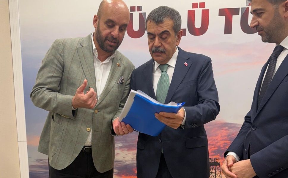 Beşiri’de öğretmenevi İhale süreci için Bakan Tekin’e talep iletildi
