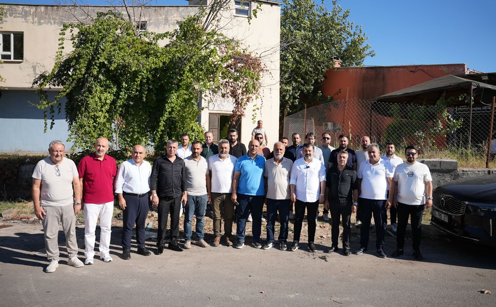 Ek Sanayi Sitesi Esnafından Ferdi Kurt’a Destek