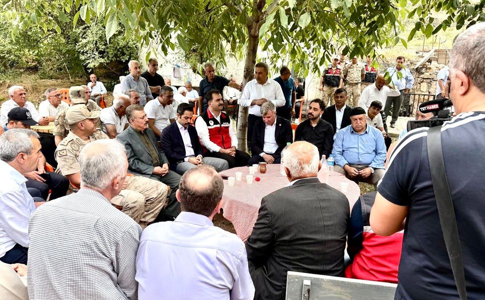 Gercüş’te Üzüm Seferberliği! Mezrone İçin Yeni Hamle