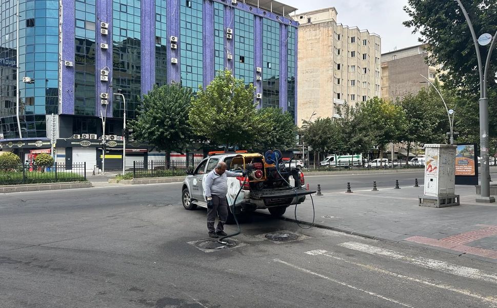 İlaçlama Mesaisi Devam Ediyor