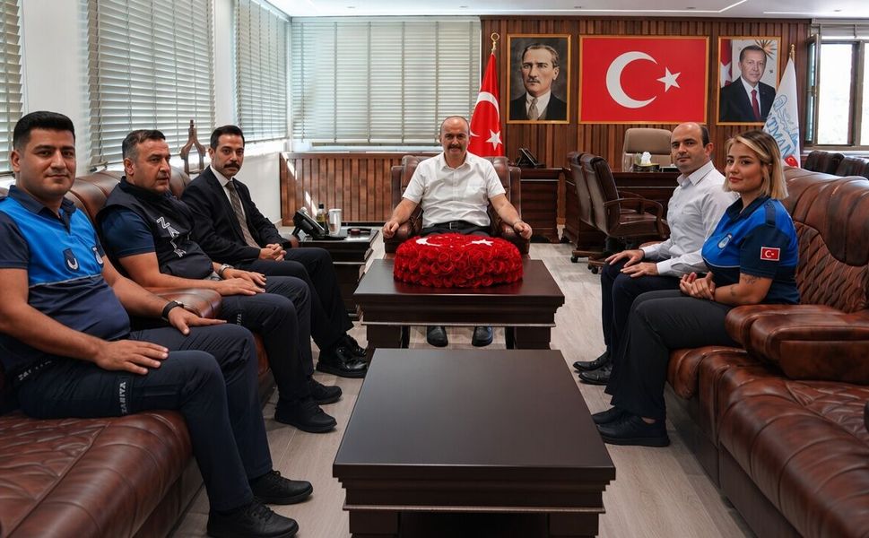 Batman’da 1-7 Eylül Zabıta Haftası Kapsamında Belediye Zabıta Ekiplerinden Valilik Makamına Anlamlı Ziyaret